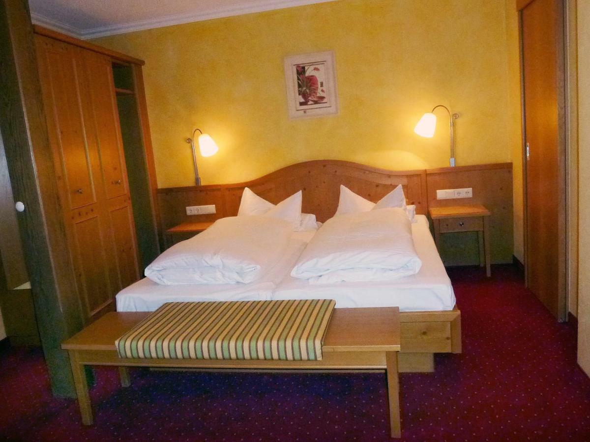 Gasthof Hotel Reif Königstein in der Oberpfalz Exterior photo